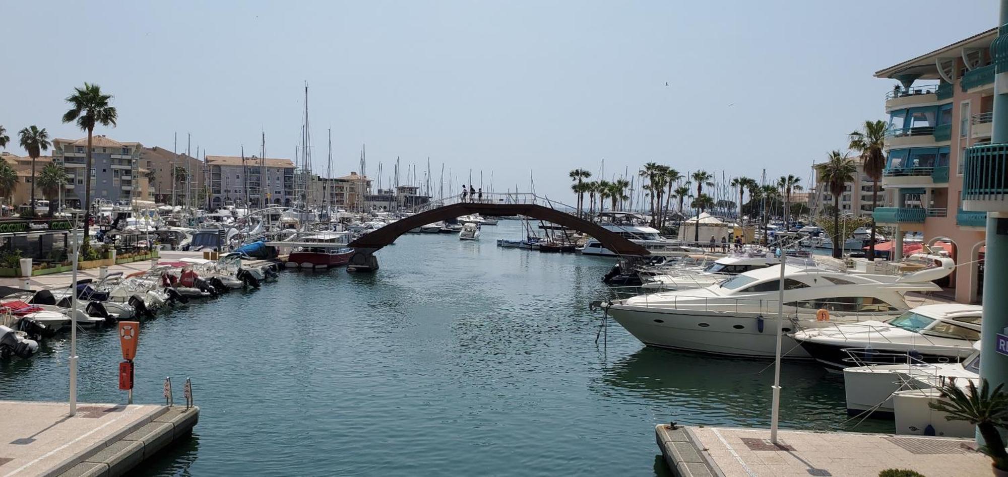 Residence Cap Hermes, Incroyable Vue Sur Le Port, Fréjus Εξωτερικό φωτογραφία